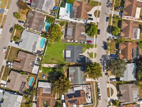 9329 Sw 2nd Street Boca Raton FL 33428