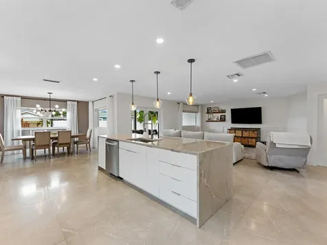 9329 Sw 2nd Street Boca Raton FL 33428
