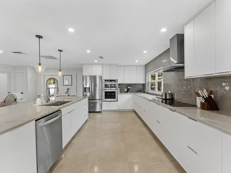 9329 Sw 2nd Street Boca Raton FL 33428