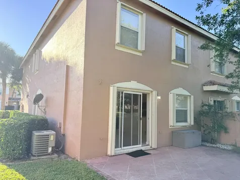6874 Willow Creek Run Lake Worth FL 33463