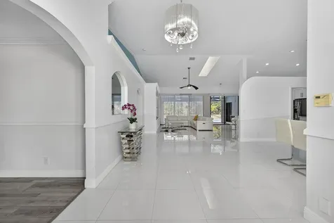 221 Cypress Trace Royal Palm Beach FL 33411