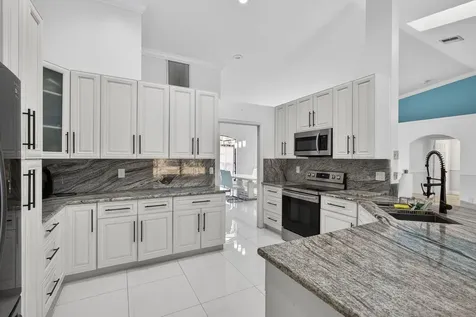 221 Cypress Trace Royal Palm Beach FL 33411
