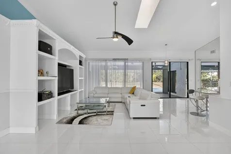 221 Cypress Trace Royal Palm Beach FL 33411