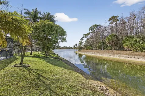 221 Cypress Trace Royal Palm Beach FL 33411