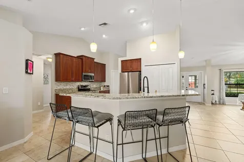 321 Sw Panther Trace Port Saint Lucie FL 34953
