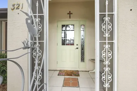 321 Sw Panther Trace Port Saint Lucie FL 34953