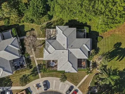 1945 Stratford Way West Palm Beach FL 33409