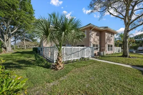 1945 Stratford Way West Palm Beach FL 33409