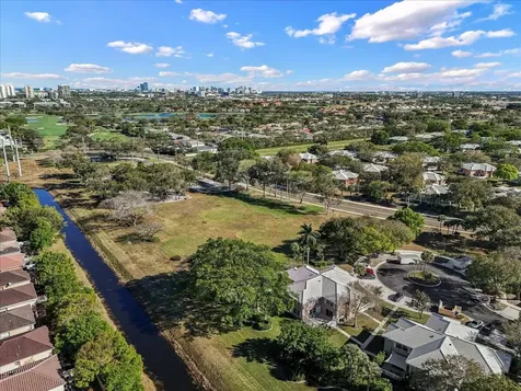 1945 Stratford Way West Palm Beach FL 33409