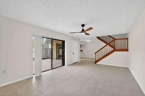4210 42nd Way West Palm Beach FL 33407