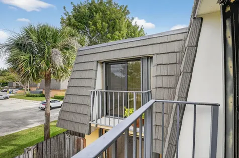 4210 42nd Way West Palm Beach FL 33407