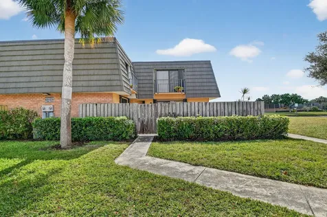 4210 42nd Way West Palm Beach FL 33407