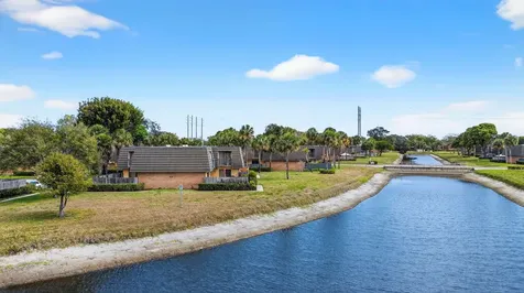 4210 42nd Way West Palm Beach FL 33407