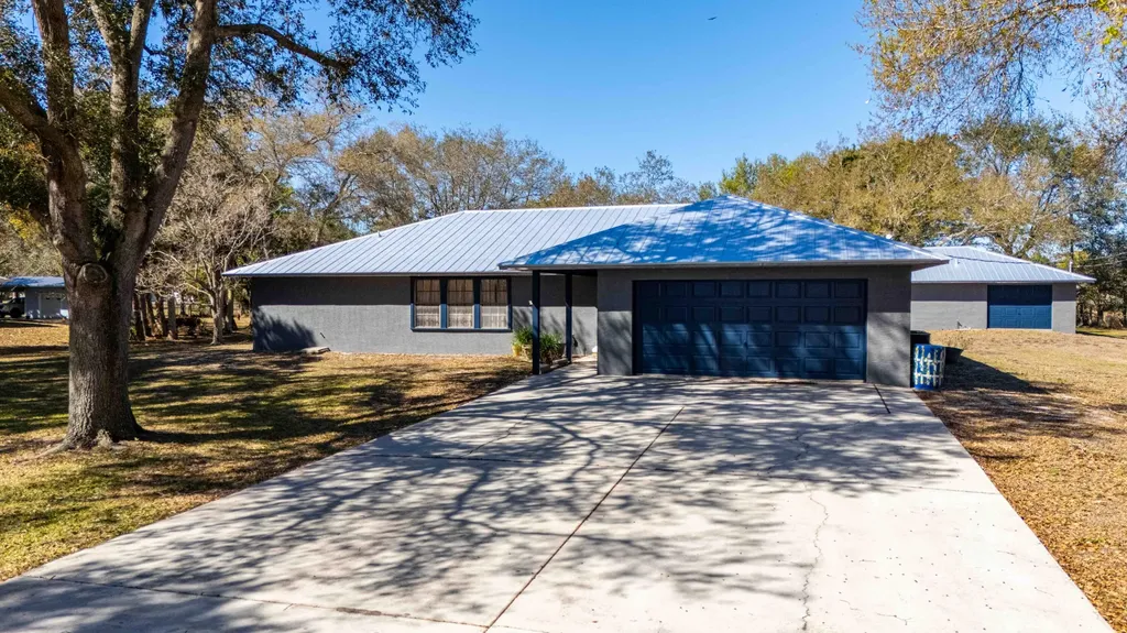 2475 S Ffa Road Fort Pierce FL 34945