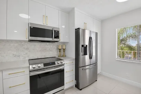 7310 Ashford Place Delray Beach FL 33446