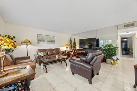 15072 Ashland Place Delray Beach FL 33484