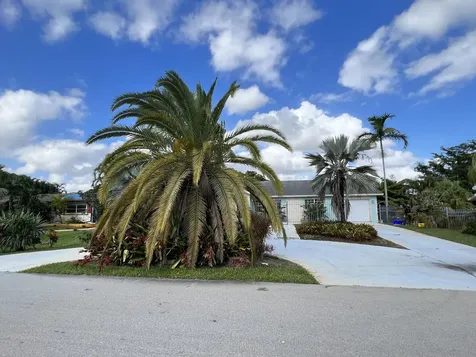 4655 Brady Boulevard Delray Beach FL 33445