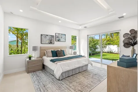417 Lake Drive Delray Beach FL 33444
