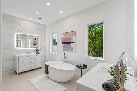 417 Lake Drive Delray Beach FL 33444