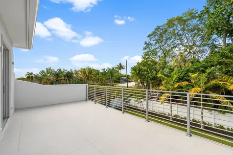 417 Lake Drive Delray Beach FL 33444