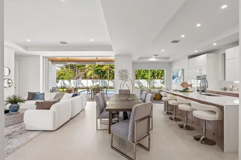 417 Lake Drive Delray Beach FL 33444