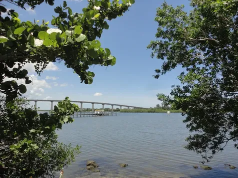 1440 Lexington Square Vero Beach FL 32962
