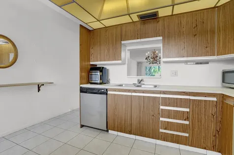 2102 Lucaya Bend Coconut Creek FL 33066