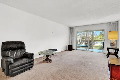 2102 Lucaya Bend Coconut Creek FL 33066