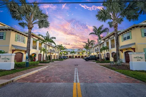 3770 County Line Road Tequesta FL 33469