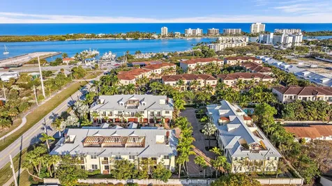 3770 County Line Road Tequesta FL 33469