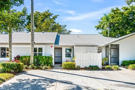 18563 Egret Way Boca Raton FL 33496