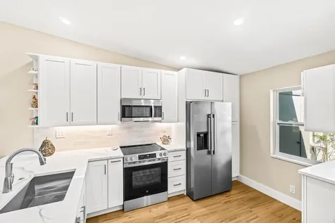 18563 Egret Way Boca Raton FL 33496