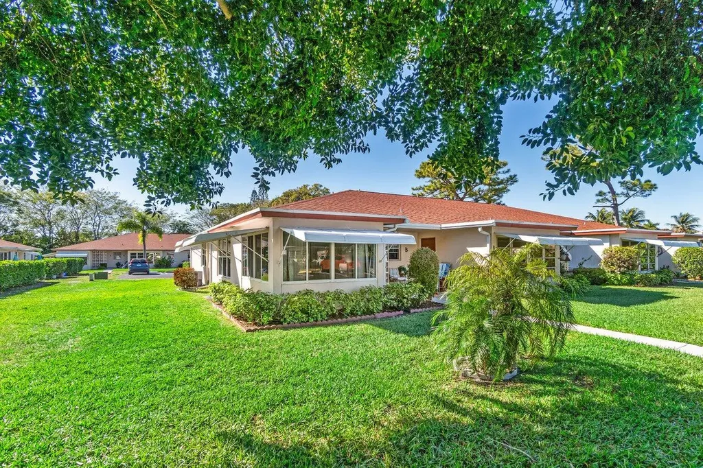 4850 Nw 4th Street Delray Beach FL 33445