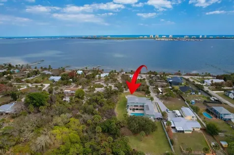 3712 E Mockingbird Hill Jensen Beach FL 34957