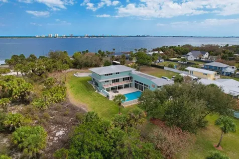 3712 E Mockingbird Hill Jensen Beach FL 34957