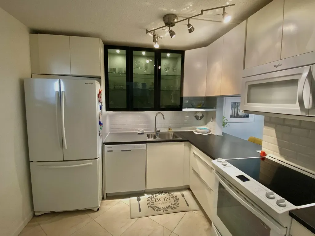 2616 N Garden Drive Lake Worth FL 33461