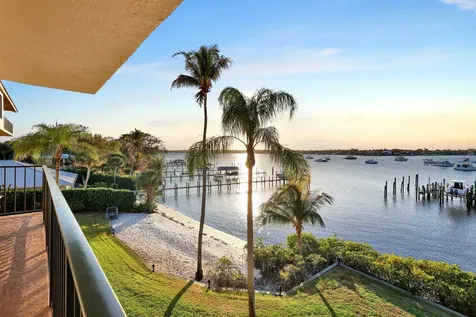 624 Sw Saint Lucie Crescent Stuart FL 34994