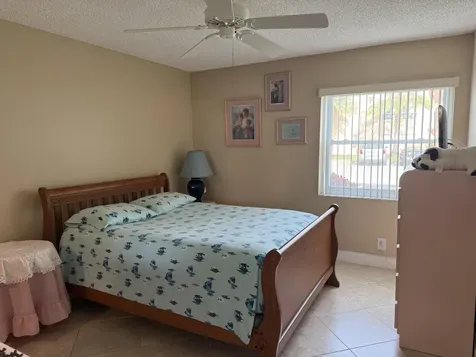 147 Burgundy D Delray Beach FL 33484