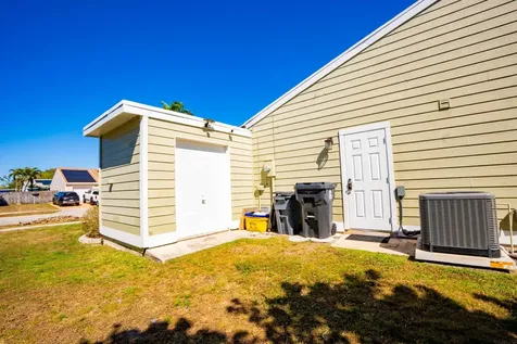 7791 Blairwood Circle Lake Worth FL 33467