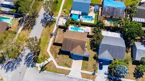 7791 Blairwood Circle Lake Worth FL 33467