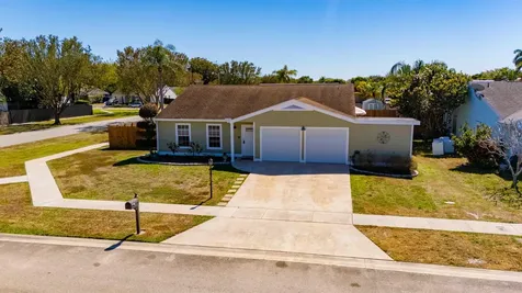 7791 Blairwood Circle Lake Worth FL 33467