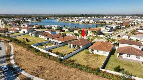 7625 Nw Greenbank Circle Port Saint Lucie FL 34987
