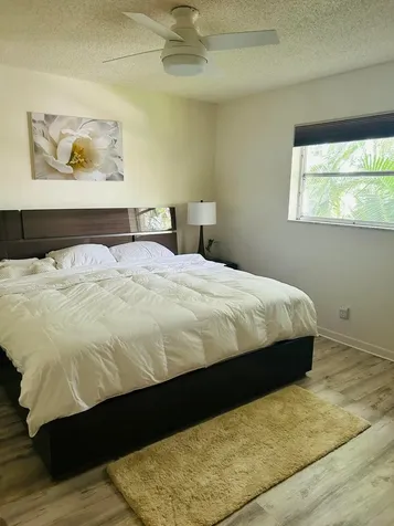 50 Plymouth F West Palm Beach FL 33417
