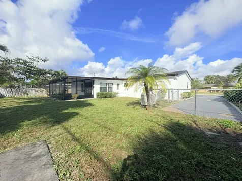 2890 Marbill Road West Palm Beach FL 33406