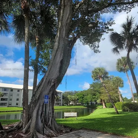 6073 Balboa Circle Boca Raton FL 33433