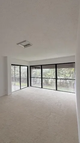 1739 Embassy Drive West Palm Beach FL 33401