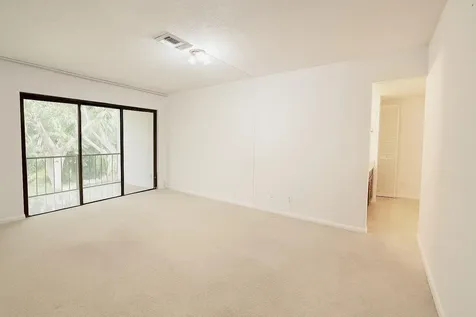 1739 Embassy Drive West Palm Beach FL 33401