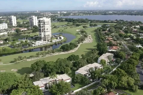 1739 Embassy Drive West Palm Beach FL 33401