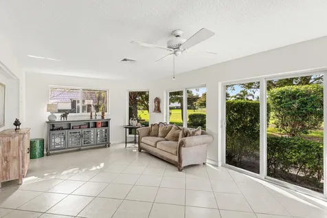 383 Villa Drive Atlantis FL 33462