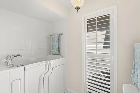 383 Villa Drive Atlantis FL 33462